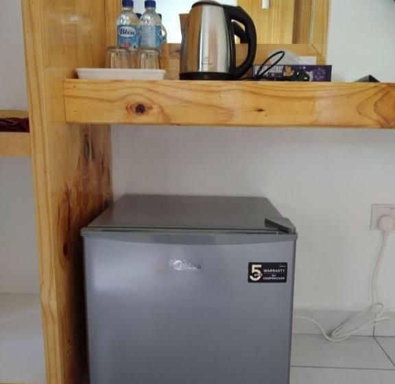 带大床的标准间, Funduq Al Busyra