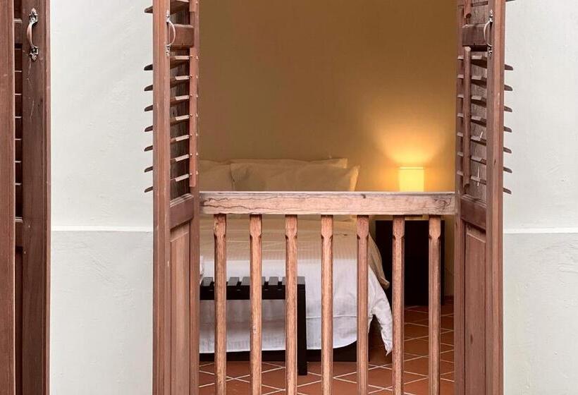 חדר סטנדרט חדר אמבטיה משותף, Aayu Stewart