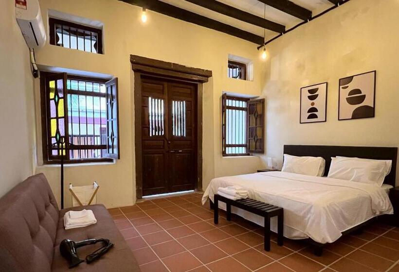 חדר סטנדרט עם מיטת קינג, Aayu Stewart