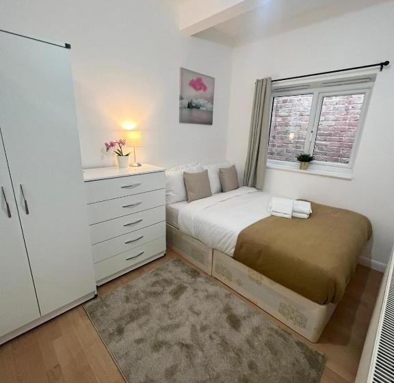 デラックスルーム, Cosy Stunning Flat