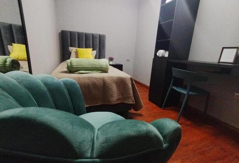 اتاق استاندارد یک نفره, La Casona Hostel