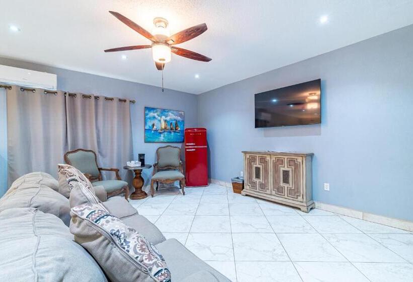 标准工作室, Sea Horizon