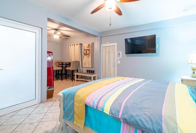 豪华工作室, Sea Horizon