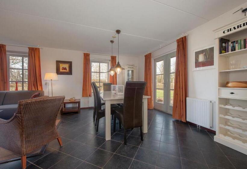 וילת סופריור, חדר שינה 1, Summio Buitenplaats De Hildenberg