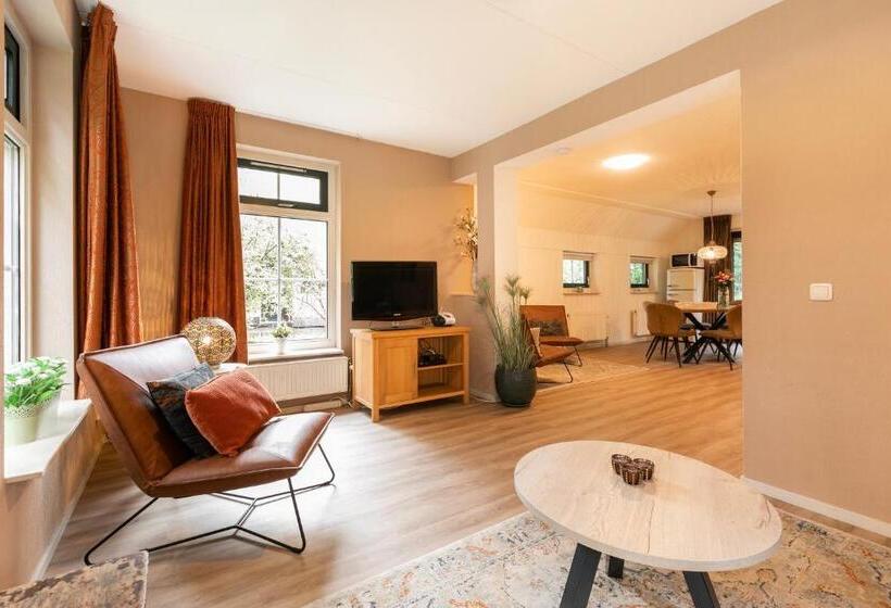 بانگلوی استاندارد, Landgoed Het Grote Zand