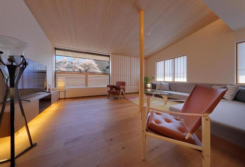 جناح رئاسى, 天童荘 Tendoso