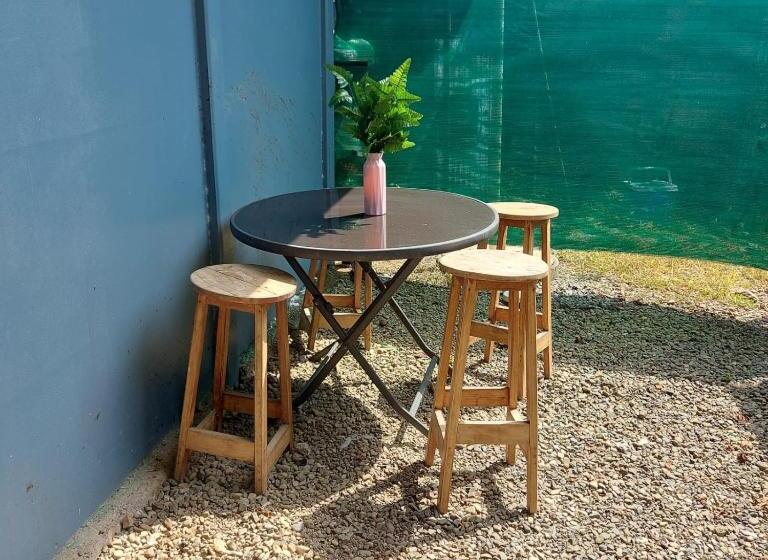 سرير فى غرفة مشتركه, Tabacon B&b