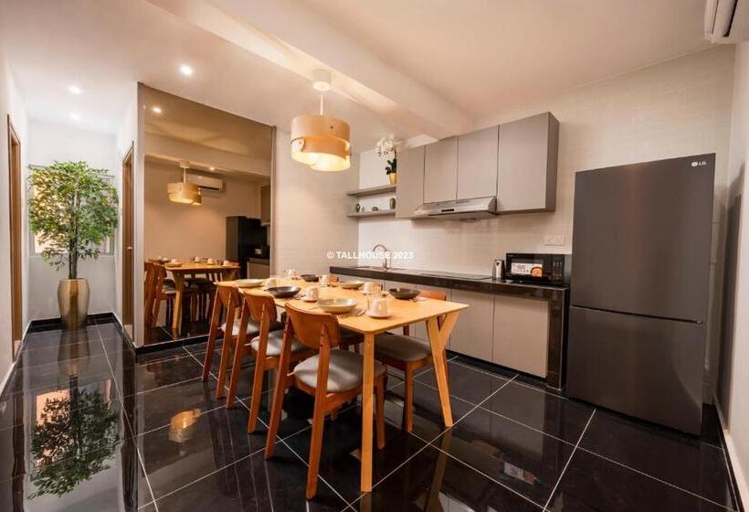 شقة غرفة واحدة, Tallhouse Apartment