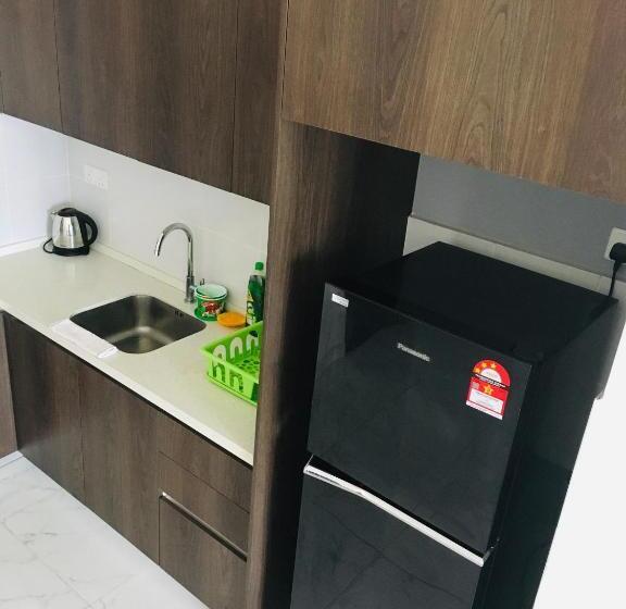 סוויטה עם נוף לעיר, The Pine House @ Troika Kb