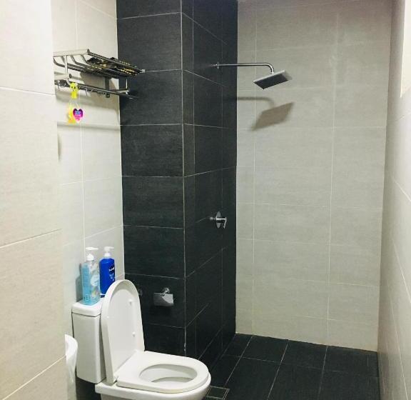 סוויטה עם נוף לעיר, The Pine House @ Troika Kb