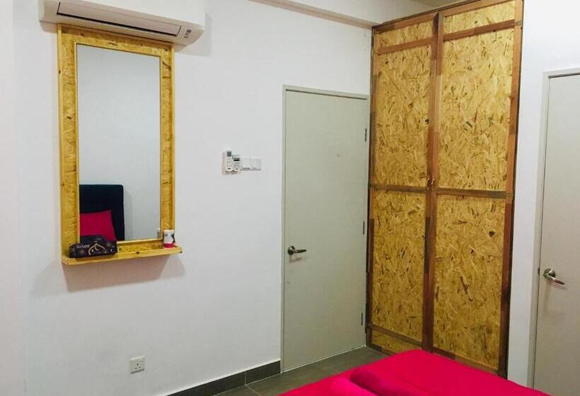 Şehir Manzaralı Süit, The Pine House @ Troika Kb