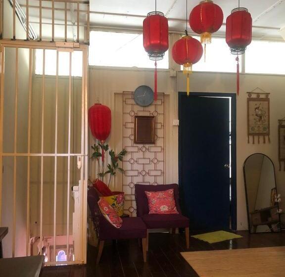 Ekonomiskt 4 bäddsrum, 24 Seven B&b Mamasan