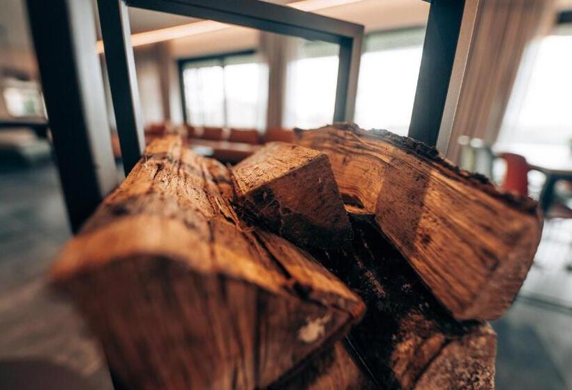 1ベッドルームハウス, Clos Nestor