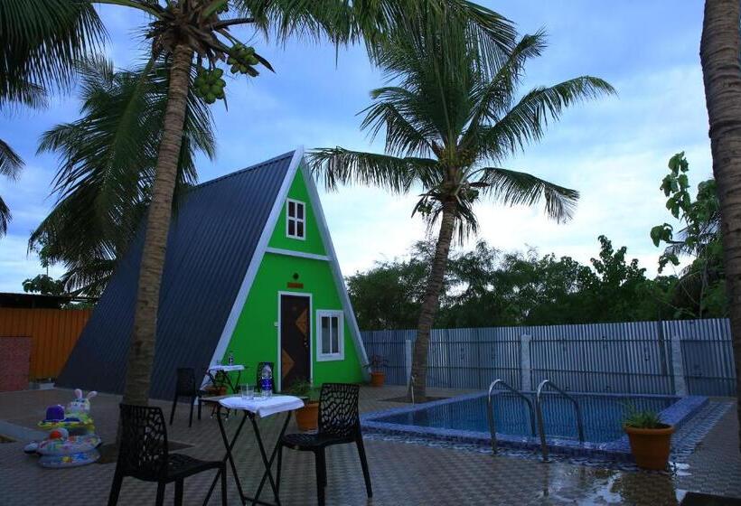 חדר סטנדרט נוף לבריכה, Greenleaf Resorts And Restaurant