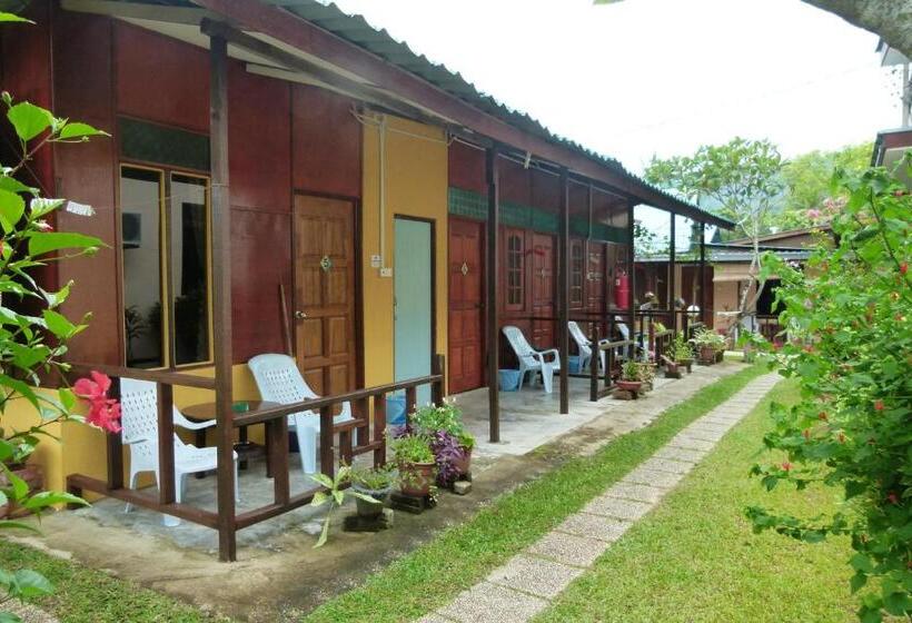 اتاق استاندارد یک نفره, Cheers Garden Chalet