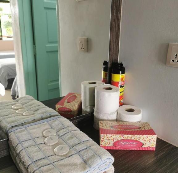 غرفة ديلوكس ثلاثية, Cheers Garden Chalet