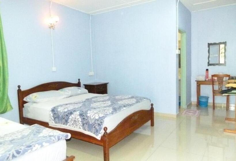 غرفة سوبيريور ثلاثية, Cheers Garden Chalet