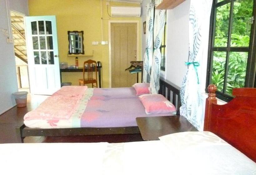 غرفة عائلية مطلّة علي الحديقة, Cheers Garden Chalet