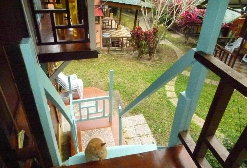 غرفة عائلية مطلّة علي الحديقة, Cheers Garden Chalet