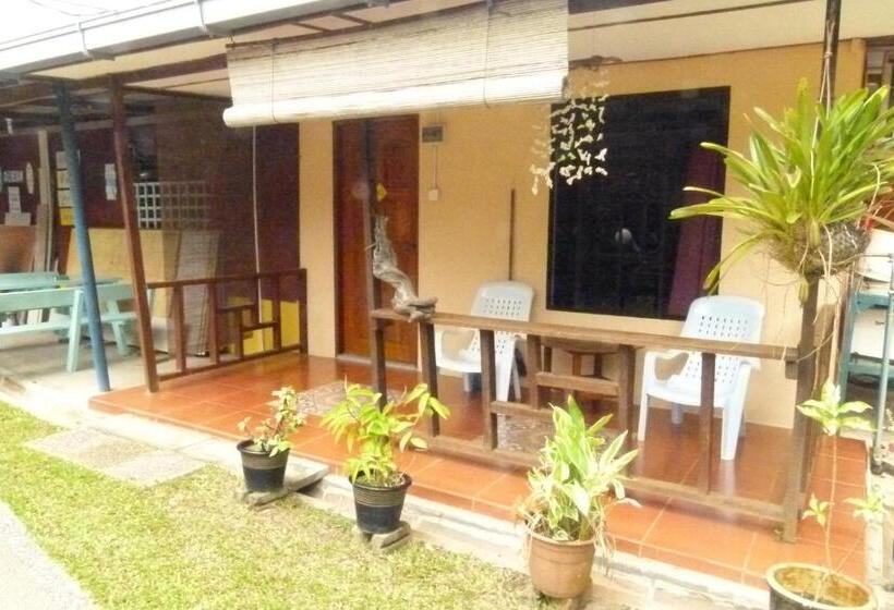 غرفة قياسية مطلّة علي الحديقة, Cheers Garden Chalet