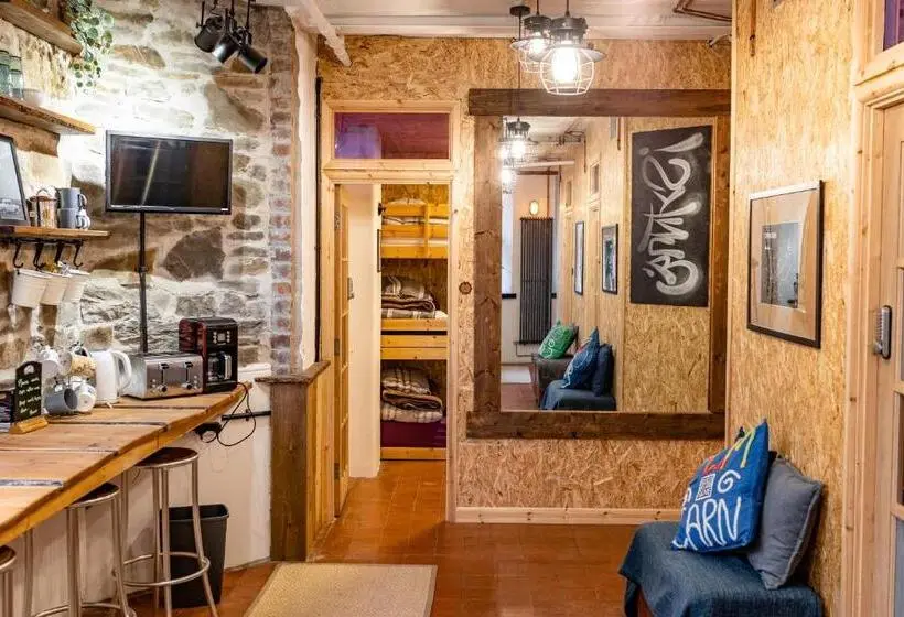 Standardrum Delat Badrum, Cwmcarn Hotel & Bunkhouse