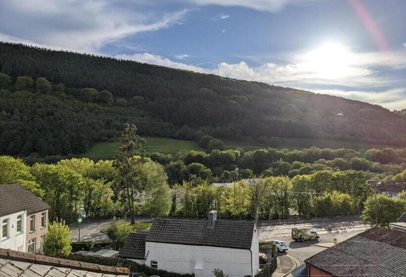 Номер Стандарт Вид на Горы, Cwmcarn Hotel & Bunkhouse