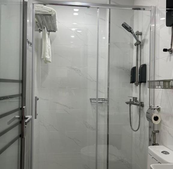 غرفة ديلوكس, Kekehyu Business