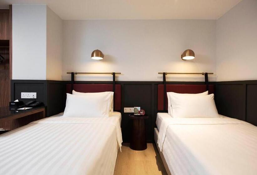 חדר סופריור, Monocolo Boutique