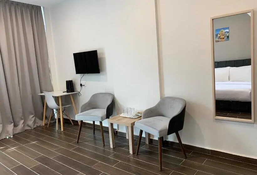 スタンダード4人部屋, Mutiara