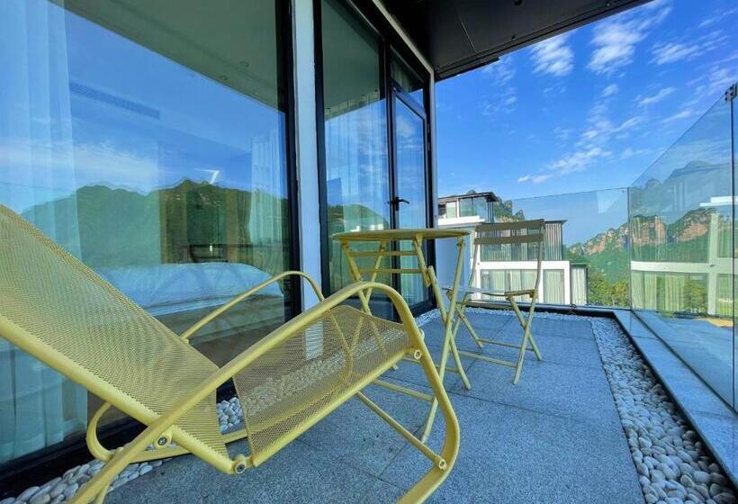 غرفة قياسية مزوَّدة بتراس, Xman Valley Sunrise Resort