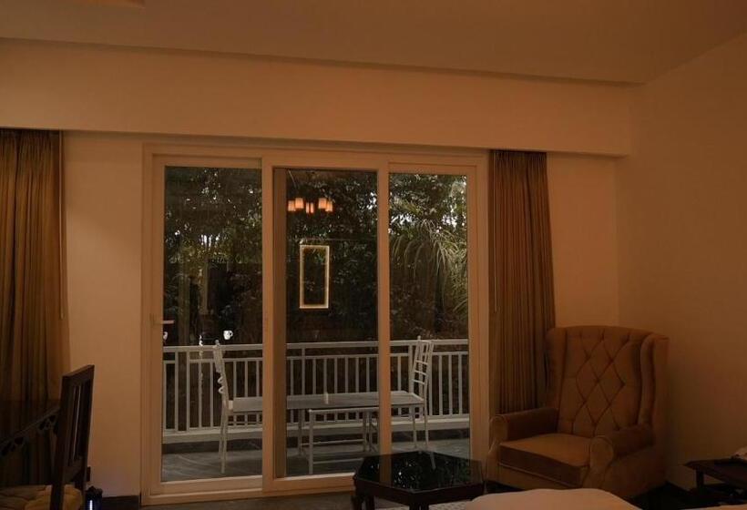 اتاق لوکس با تخت بزرگ, Kamal Resorts   The Luxury Of Being Yourself