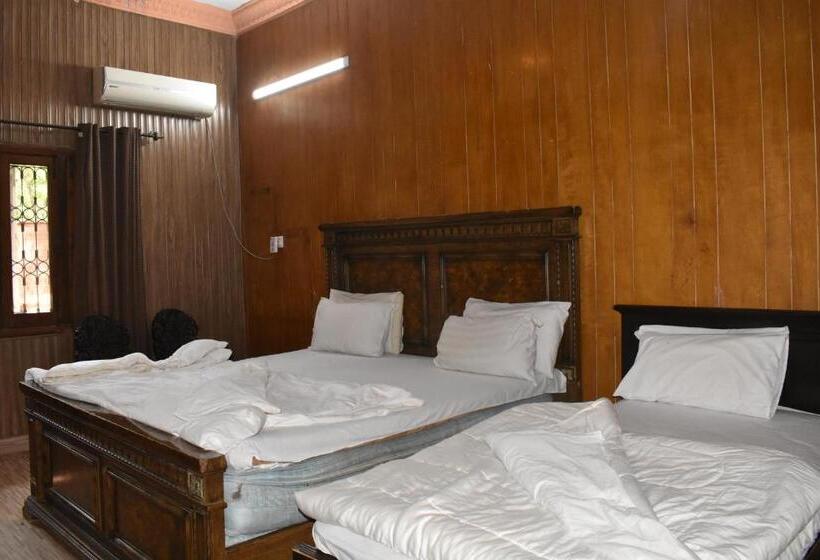 标准间, 17 Guest House