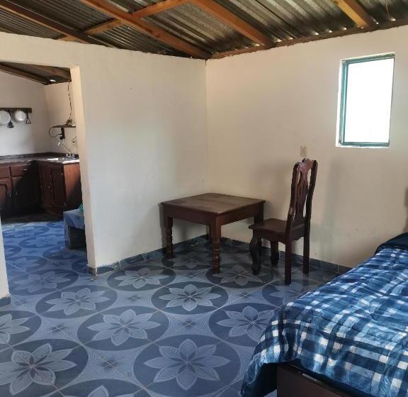 غرفة قياسية, Casa Shalom