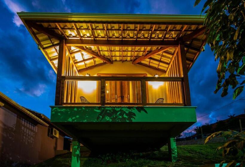 1 Yatak Odalı Lüks Villa, Hospedagem Santa Rita