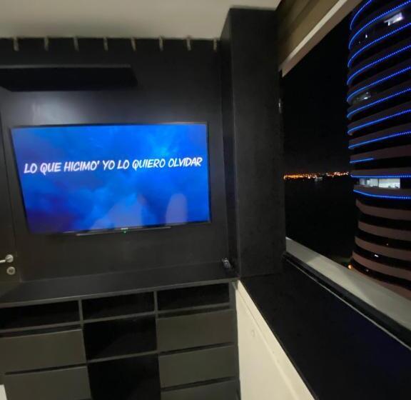 آپارتمان 2 خوابه, Puerto Santa Ana, Torres Bellini, 3 Camas, Vista Al The Point Y Rio