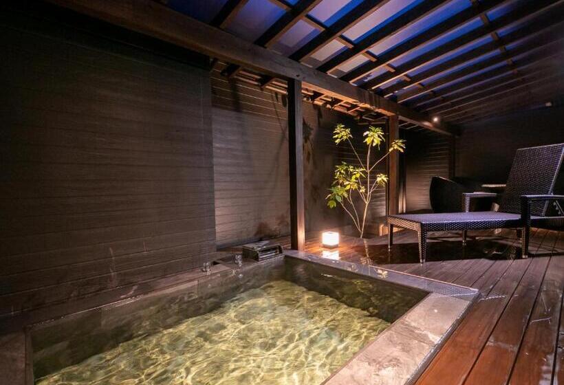 Suite, 湯本庵清姫