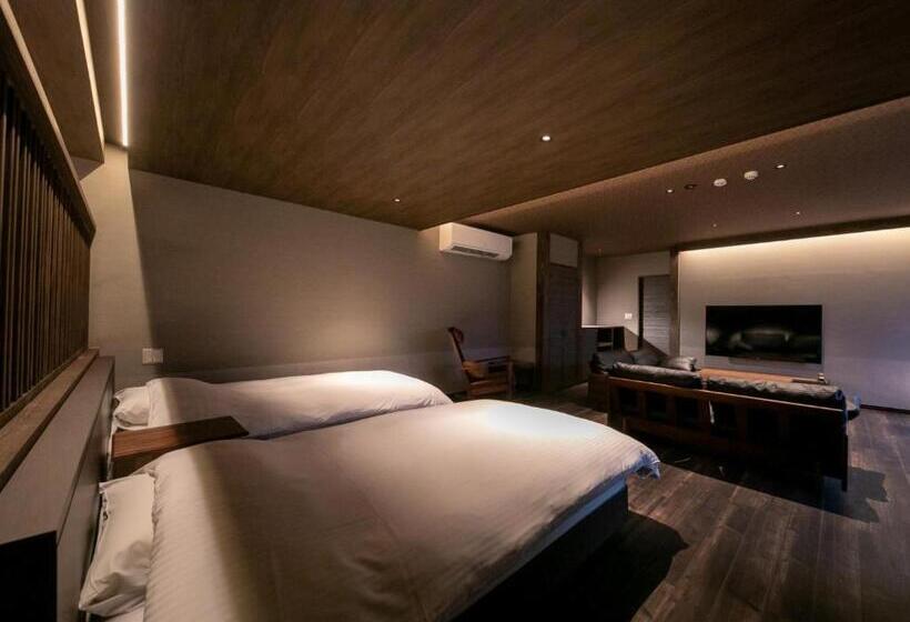 Suite, 湯本庵清姫