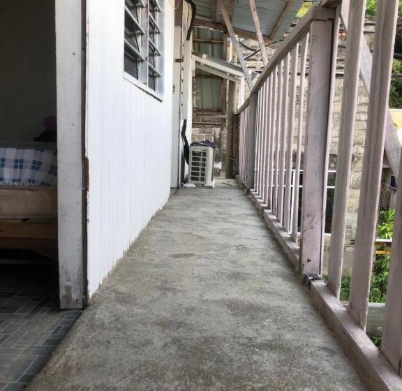 غرفة إقتصادية رباعية, Z&z Budget Room