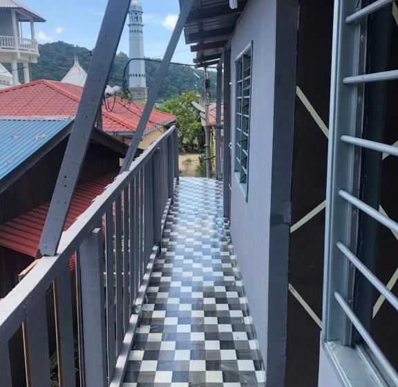 غرفة إقتصادية رباعية, Z&z Budget Room