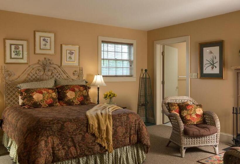 Люкс с гидромассажем, Inn And Cabins At Vaucluse Spring