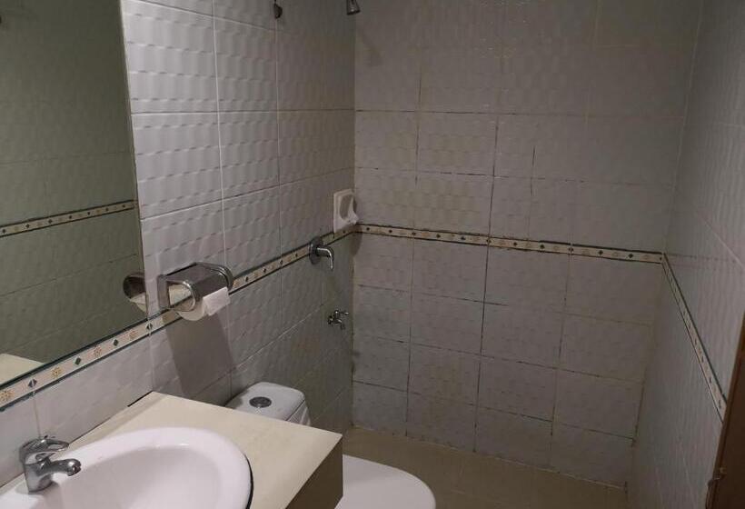 غرفة سوبيريور, Ambassador 1