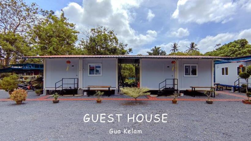 デラックスルーム, Guest House Gua Kelam