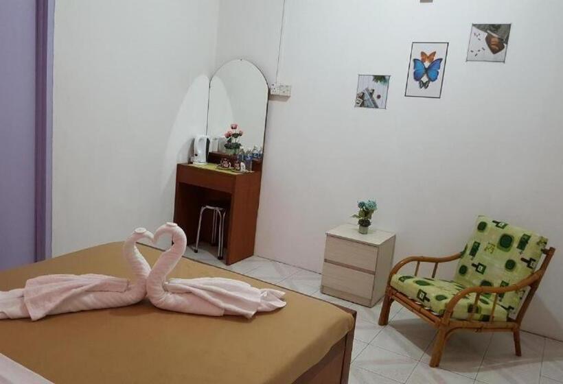 バス共有のスタンダードルーム, New Orchid Hotel Tuaran