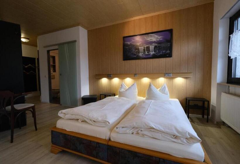 Номер Economy, Pension Hofmann