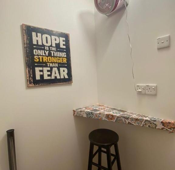 חדר אקונומי יחיד, Hikers Sleep Port Guesthouse