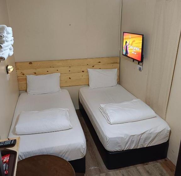 4인용 스탠다드 룸, Myera