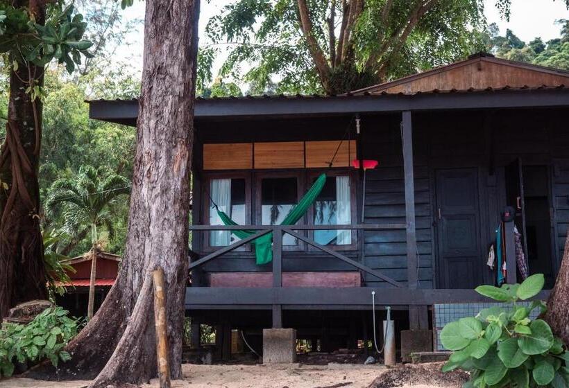 בקתה סטנדרטית, Swiss Cottage Tioman