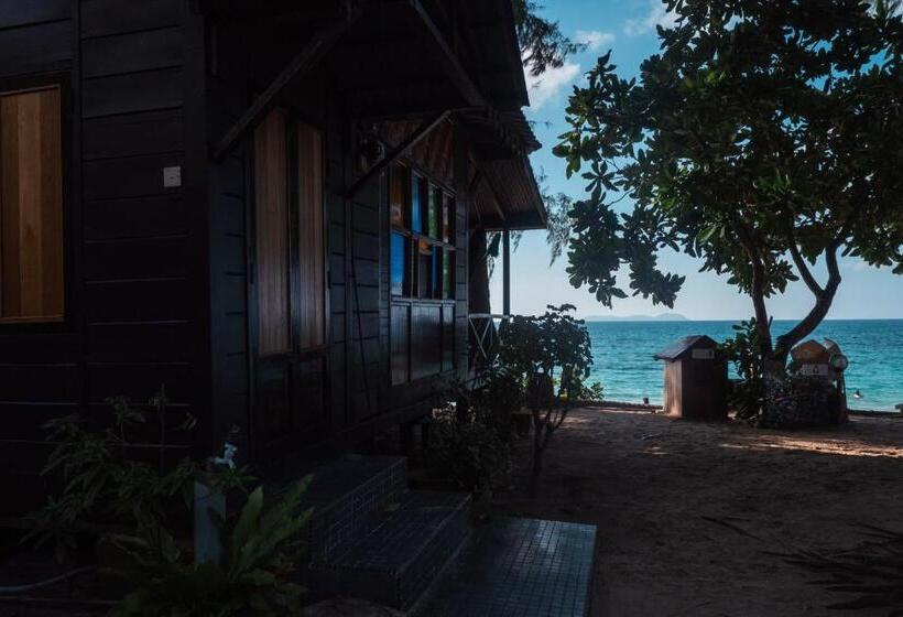 بانگلوی استاندارد, Swiss Cottage Tioman