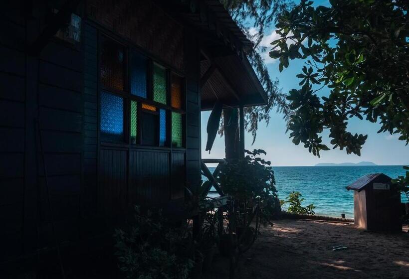 בקתה סטנדרטית, Swiss Cottage Tioman