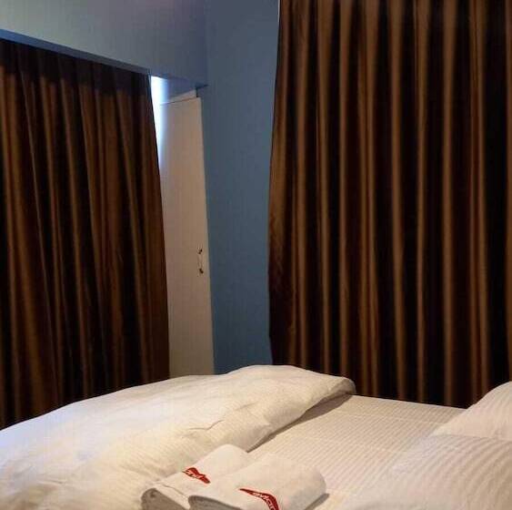 اتاق استاندارد, Evland City Suit